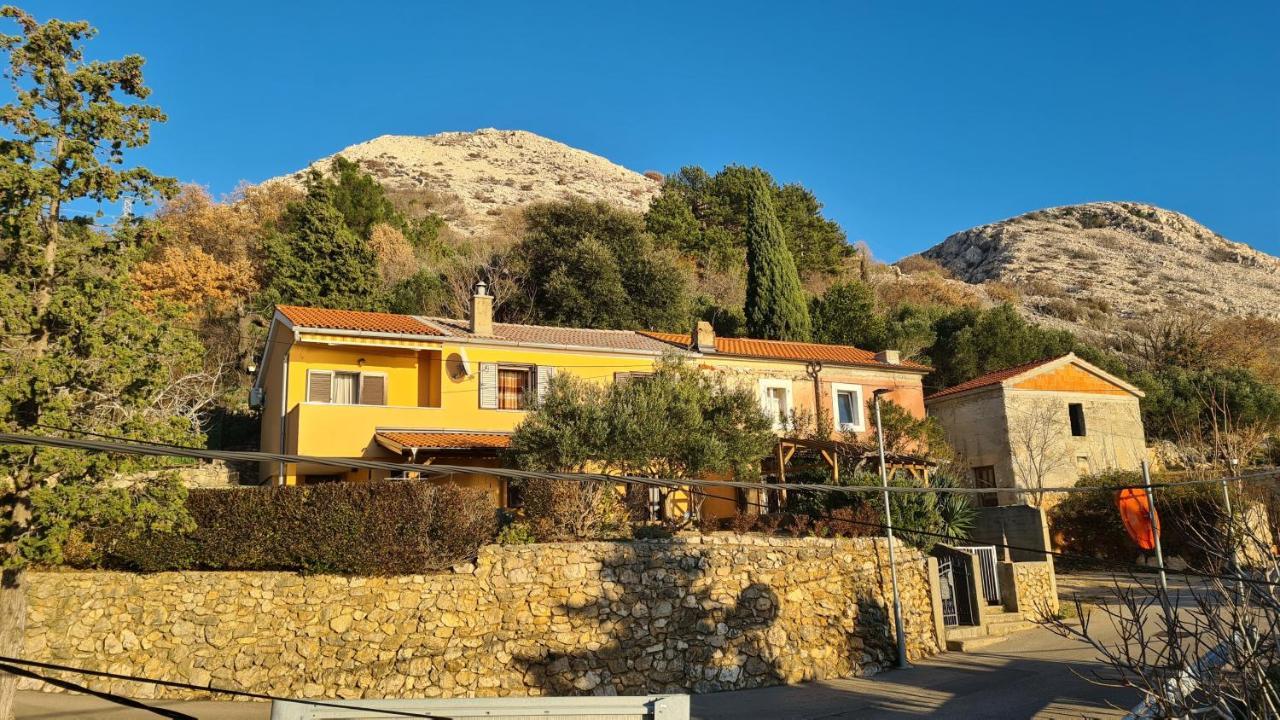 Studio Apartman Stara Baška Esterno foto