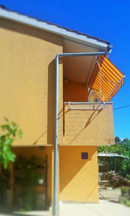 Studio Apartman Stara Baška Esterno foto