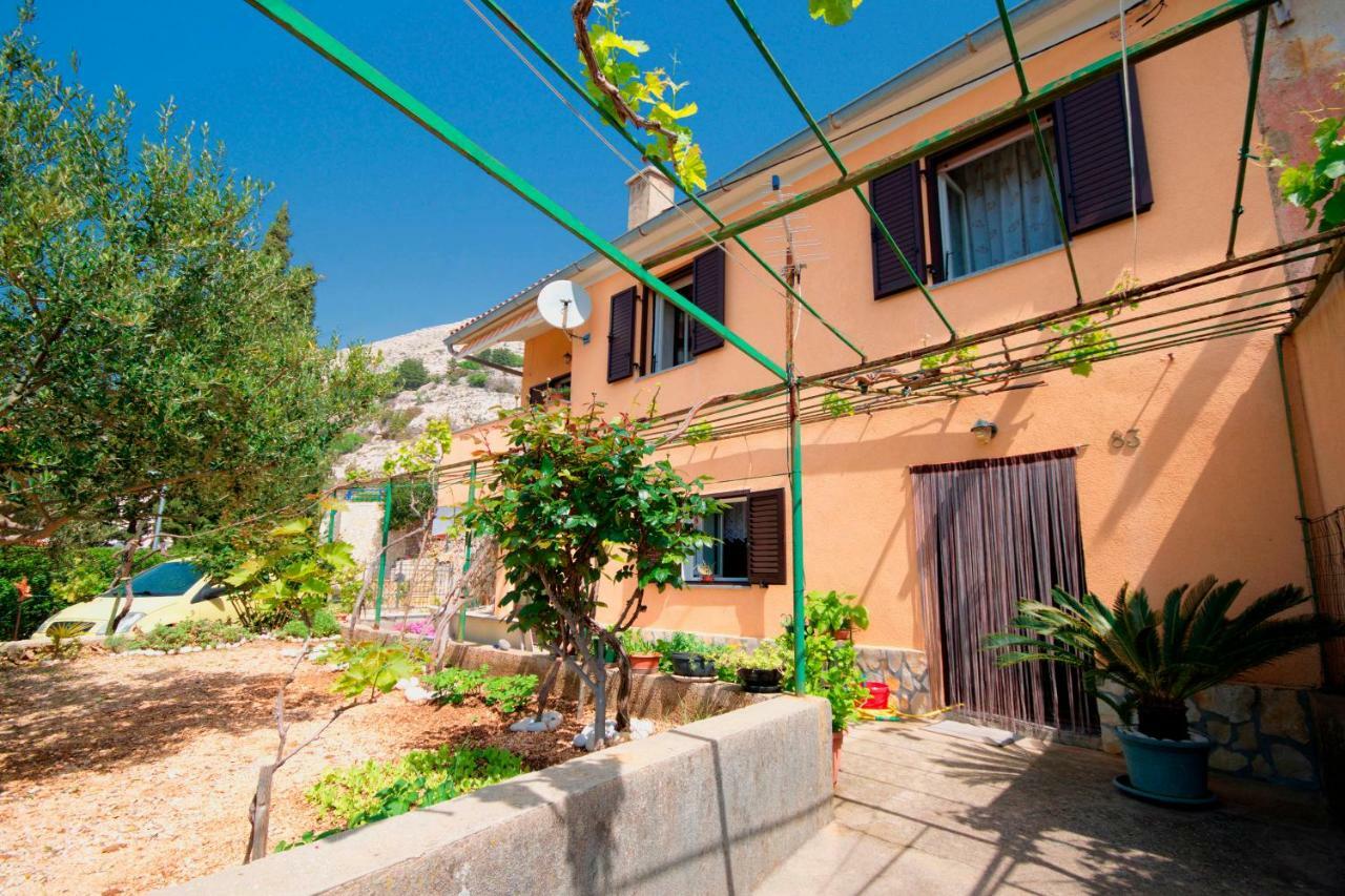 Studio Apartman Stara Baška Esterno foto
